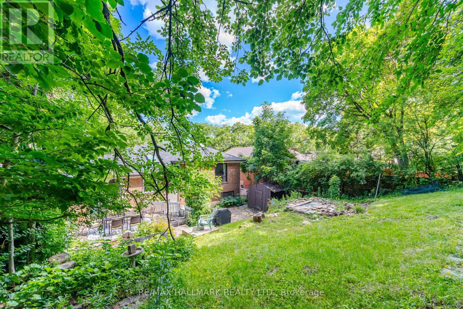 42 CATALINA DRIVE - 37