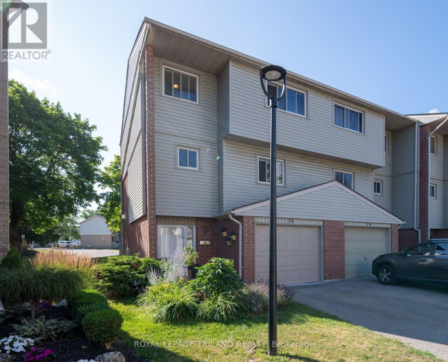 #14 300 SANDRINGHAM CRESCENT - 2