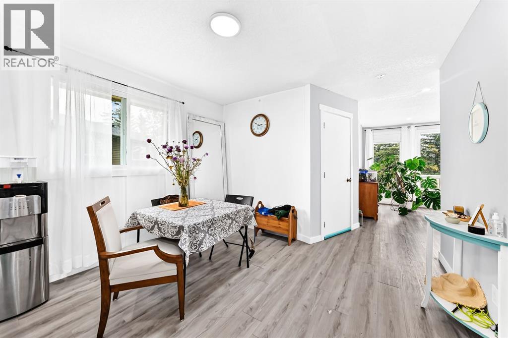 19 Berwick Crescent NW - 15