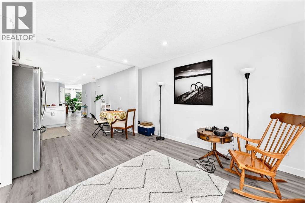 19 Berwick Crescent NW - 21