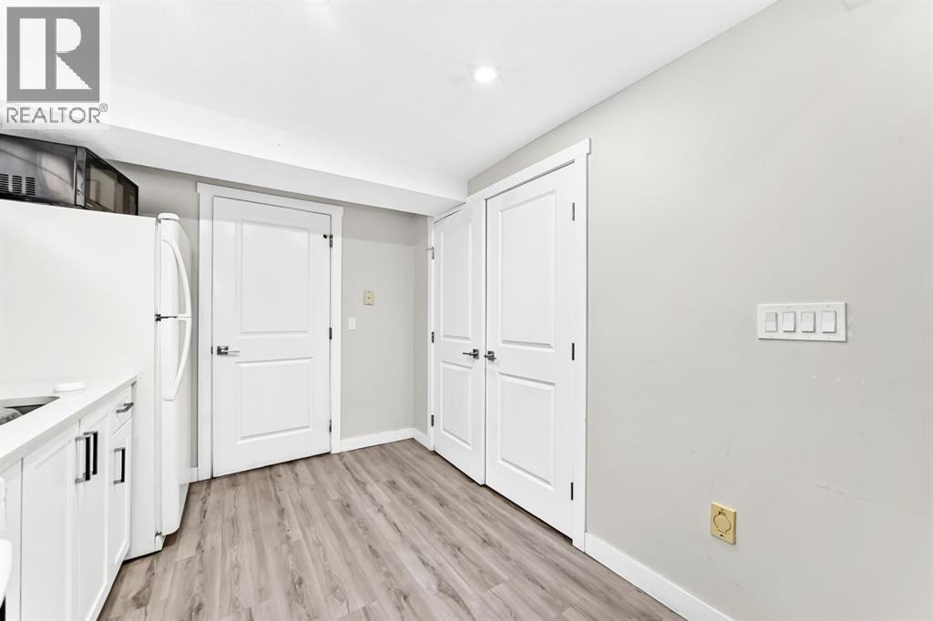 19 Berwick Crescent NW - 38