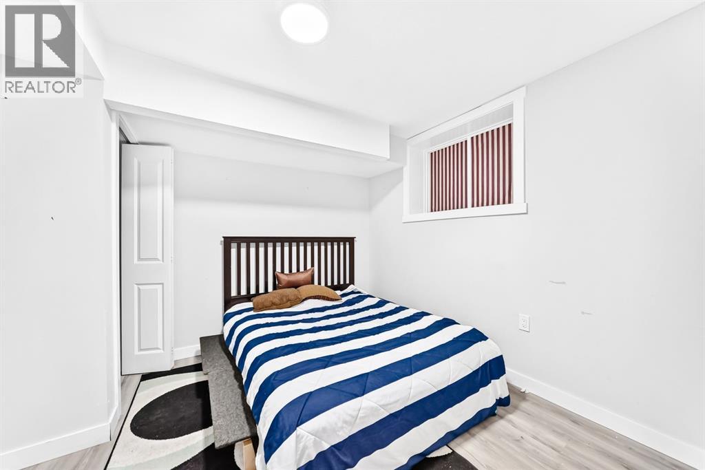 19 Berwick Crescent NW - 39