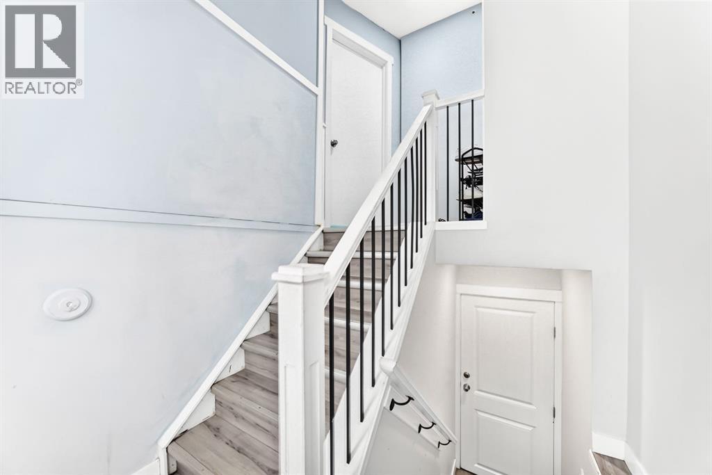19 Berwick Crescent NW - 4