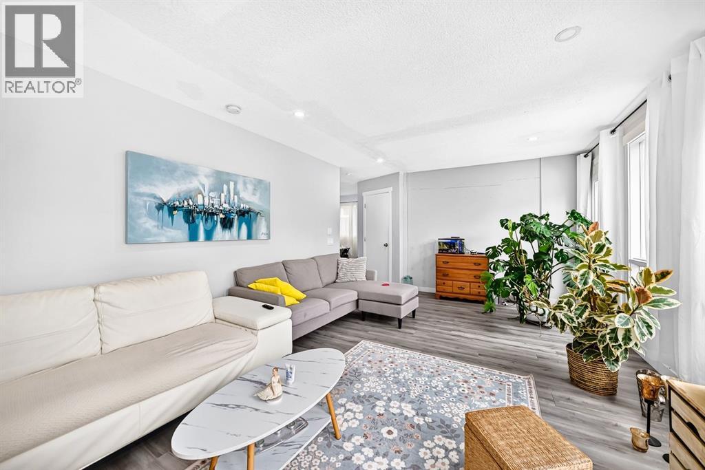 19 Berwick Crescent NW - 7