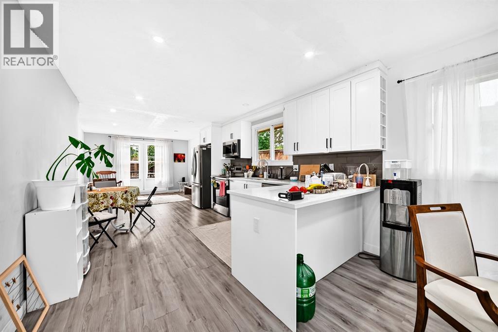 19 Berwick Crescent NW - 9