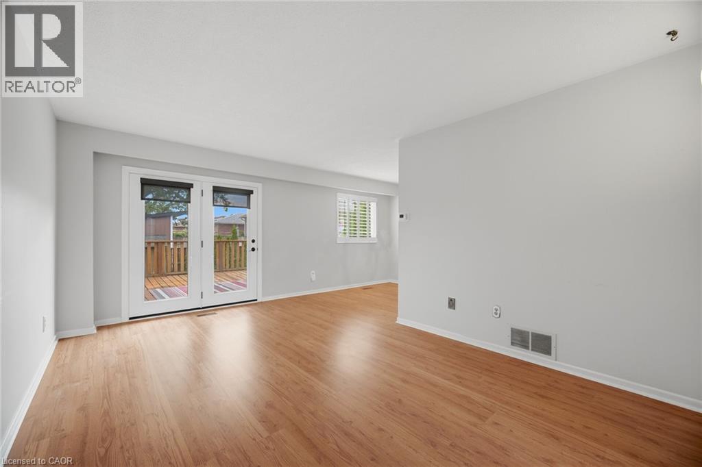 667 GREEN MEADOW Crescent - Image 7