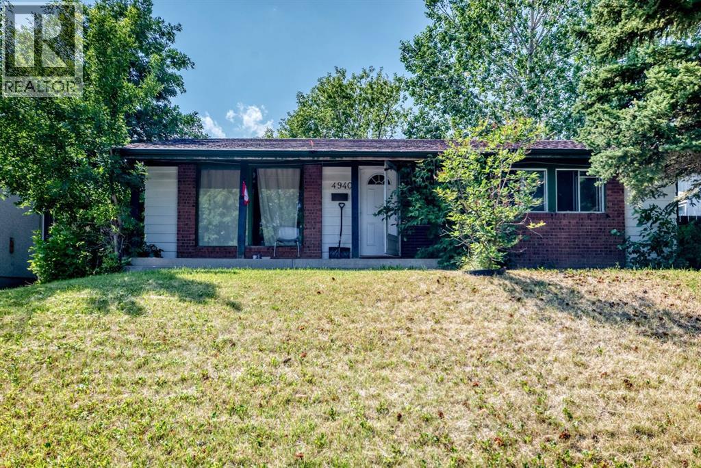 4940 Rundlewood Road NE - 1