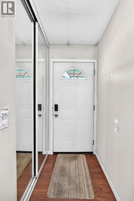 4940 Rundlewood Road NE - 3
