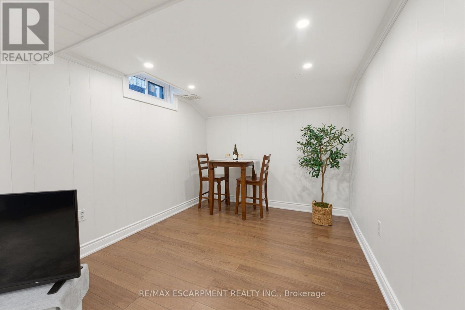 620 FORESTWOOD CRESCENT - Image 25