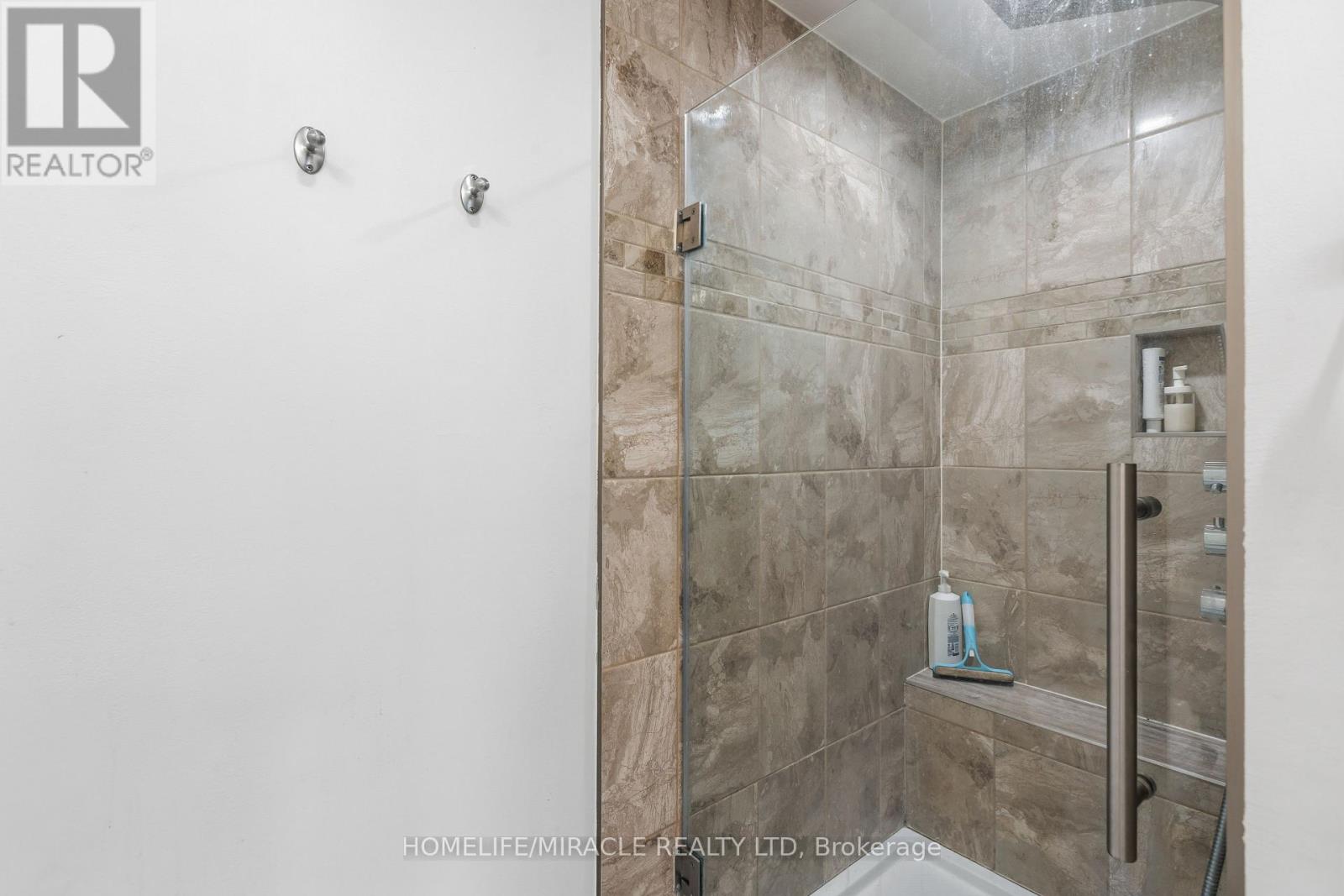 #1405 1405 MCDERMOTT WAY N - 19