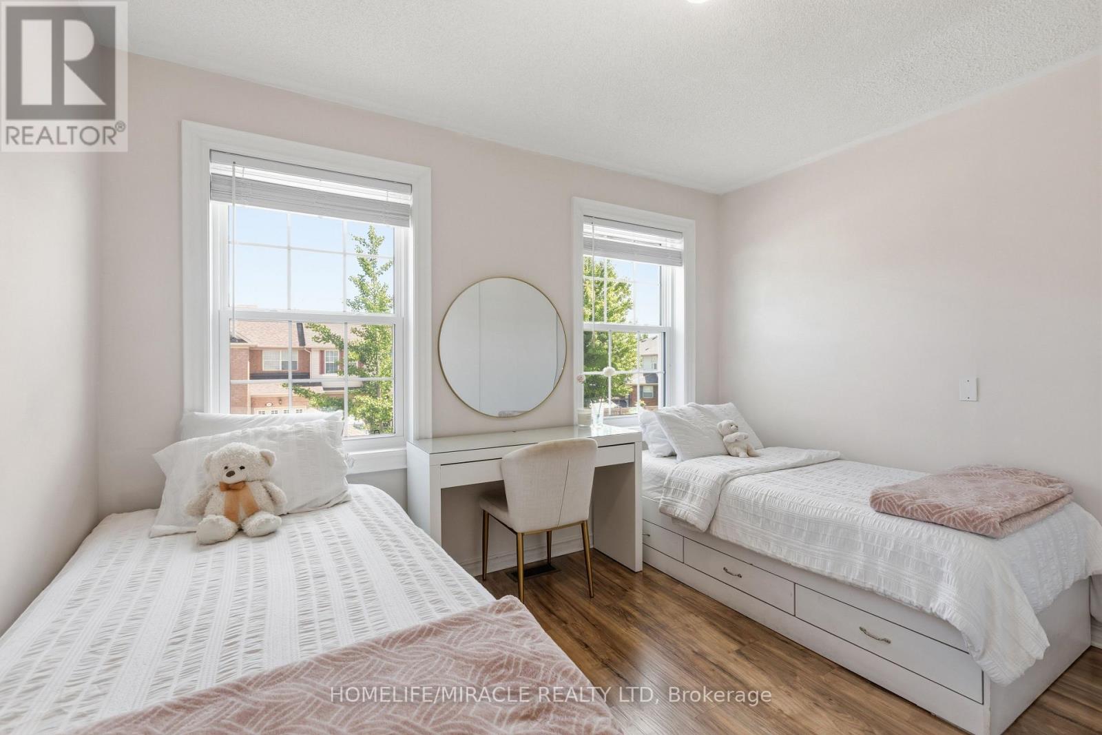 #1405 1405 MCDERMOTT WAY N - 21