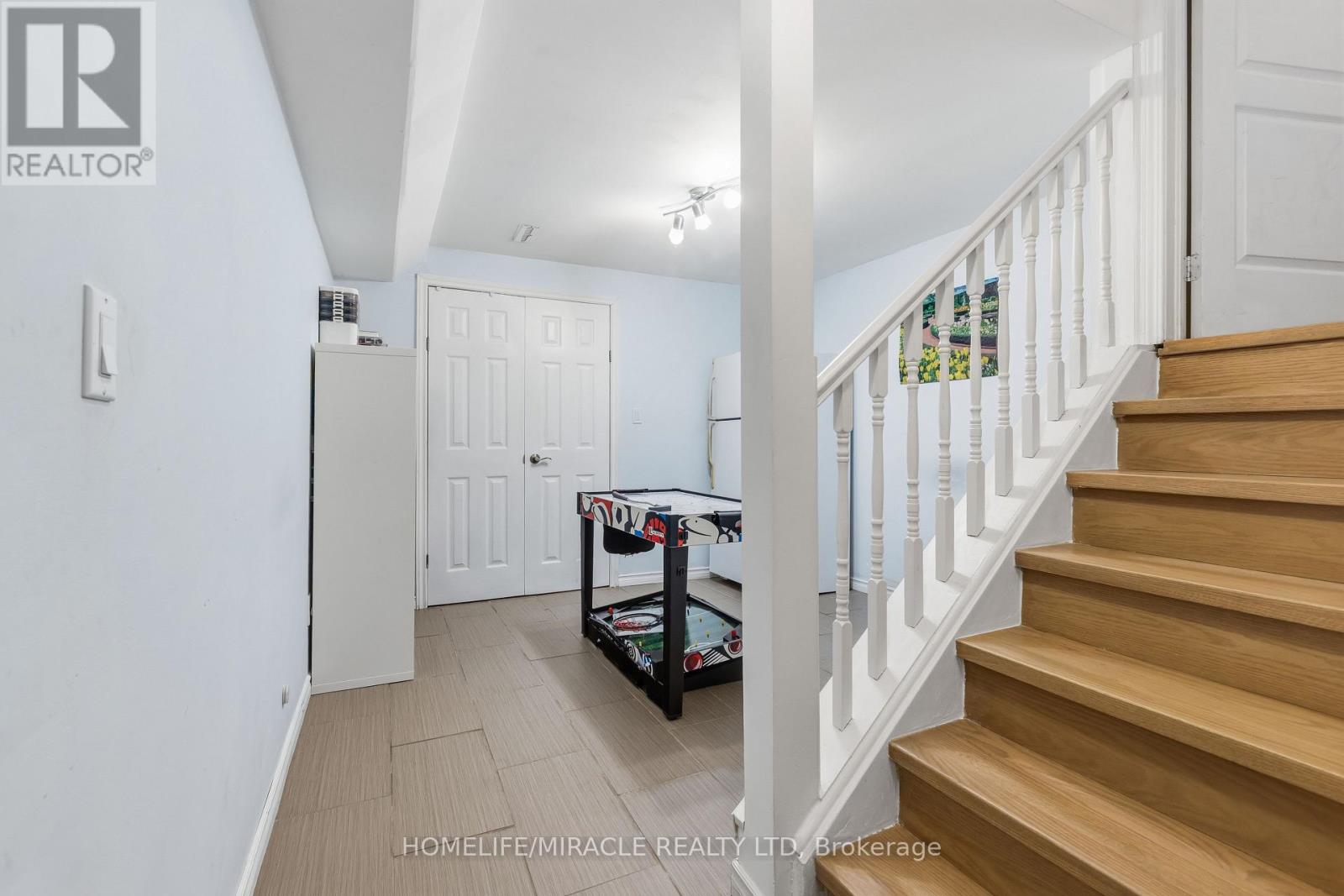 #1405 1405 MCDERMOTT WAY N - 25