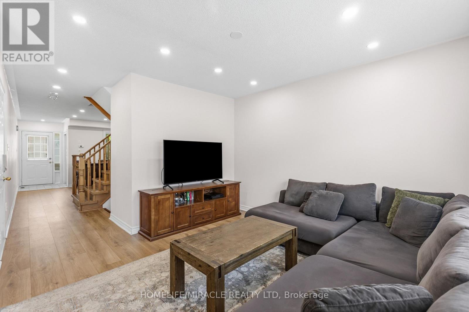 #1405 1405 MCDERMOTT WAY N - 8