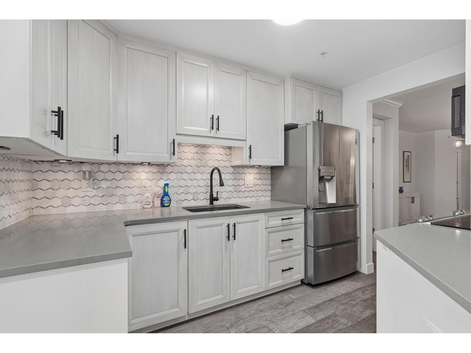 114 15155 22 AVENUE, Surrey