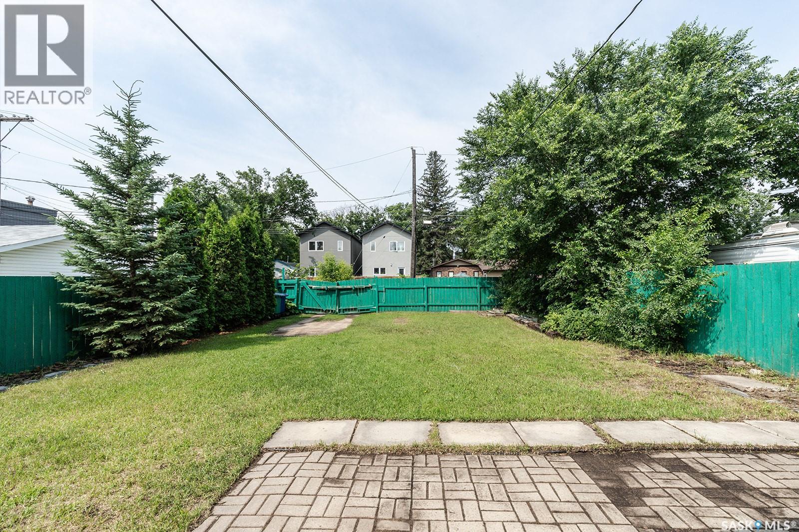 1223 C AVENUE N - 27
