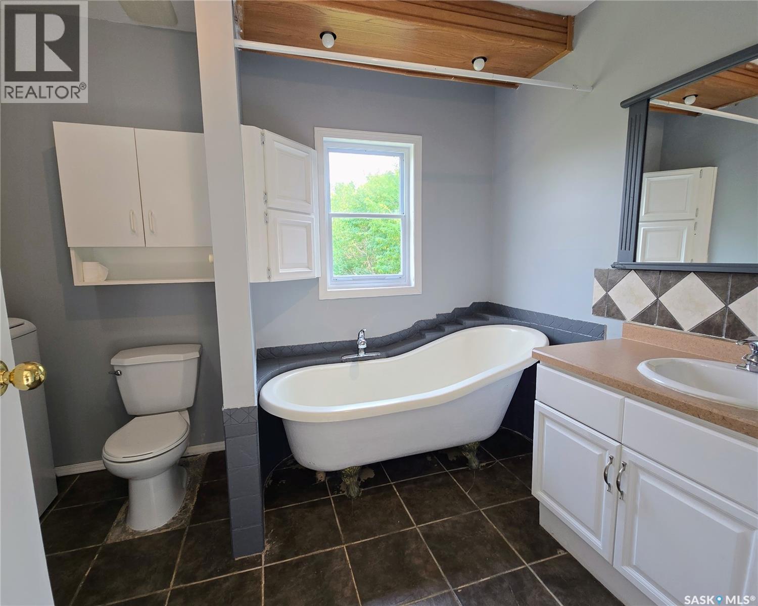 116 2nd AVENUE - 19
