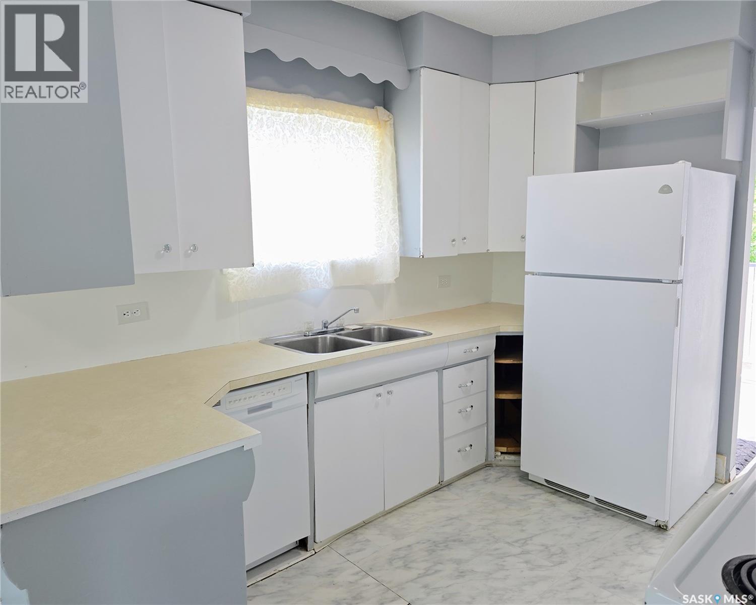 116 2nd AVENUE - 8