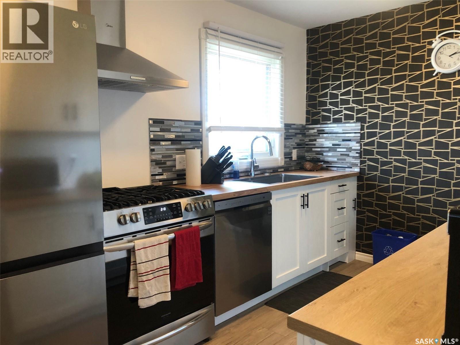 244 Northern AVENUE - 17