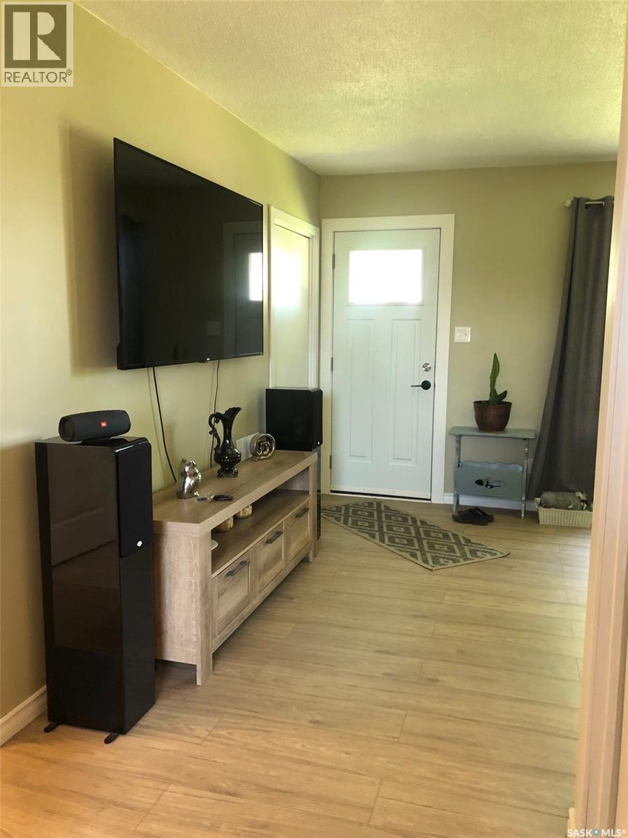 244 Northern AVENUE - 28