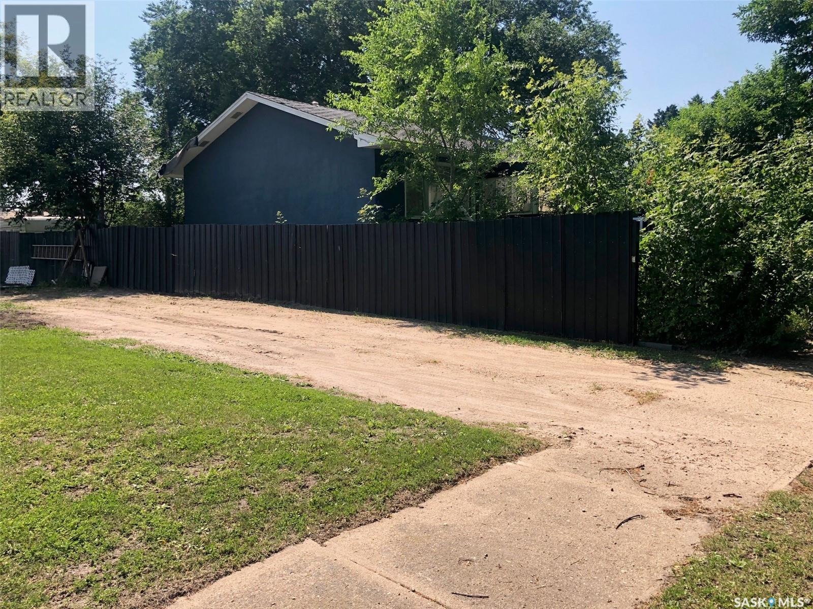 244 Northern AVENUE - 56