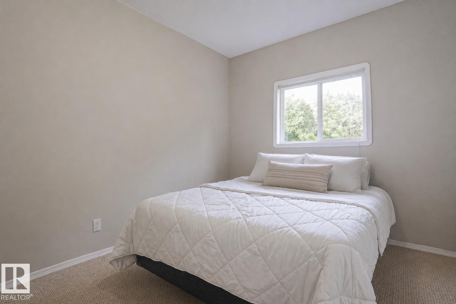 #61 52318 RGE ROAD 25 - 30