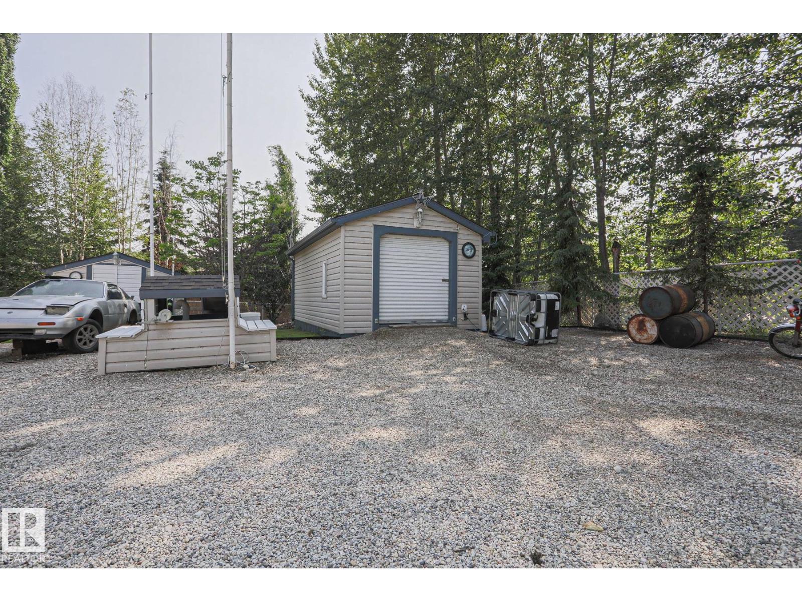 #61 52318 RGE ROAD 25 - 50