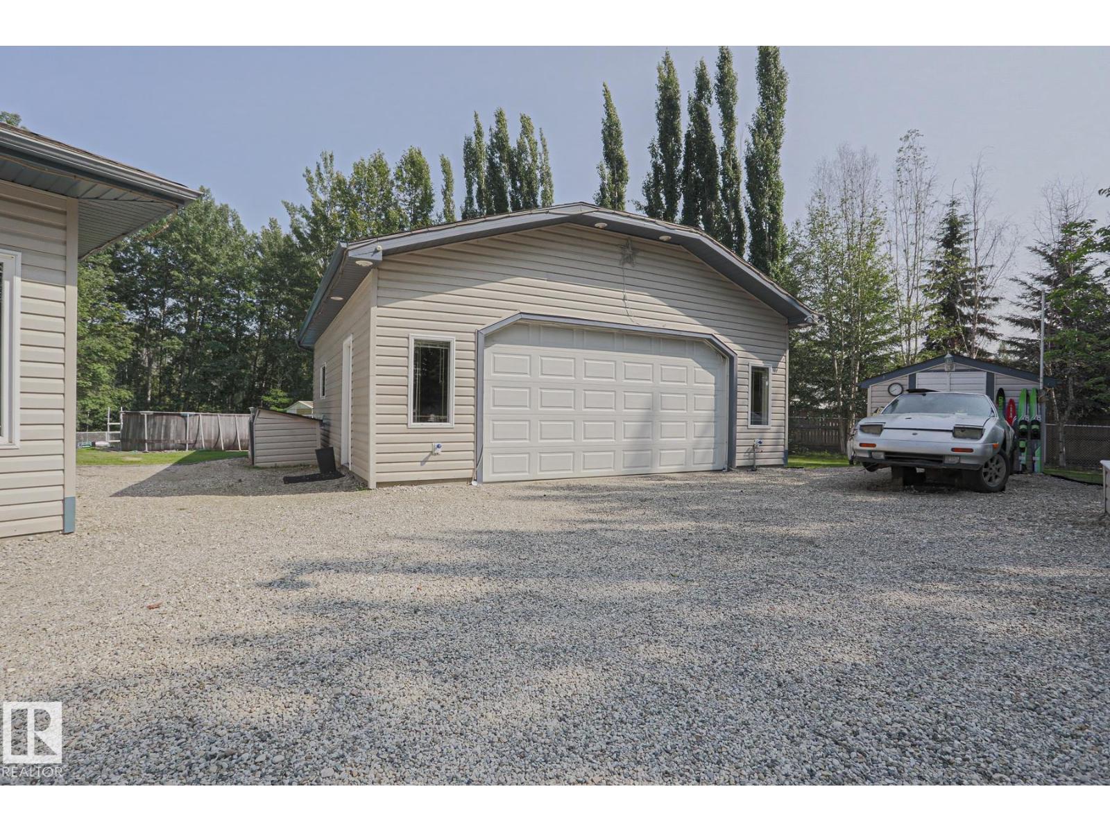 #61 52318 RGE ROAD 25 - 47