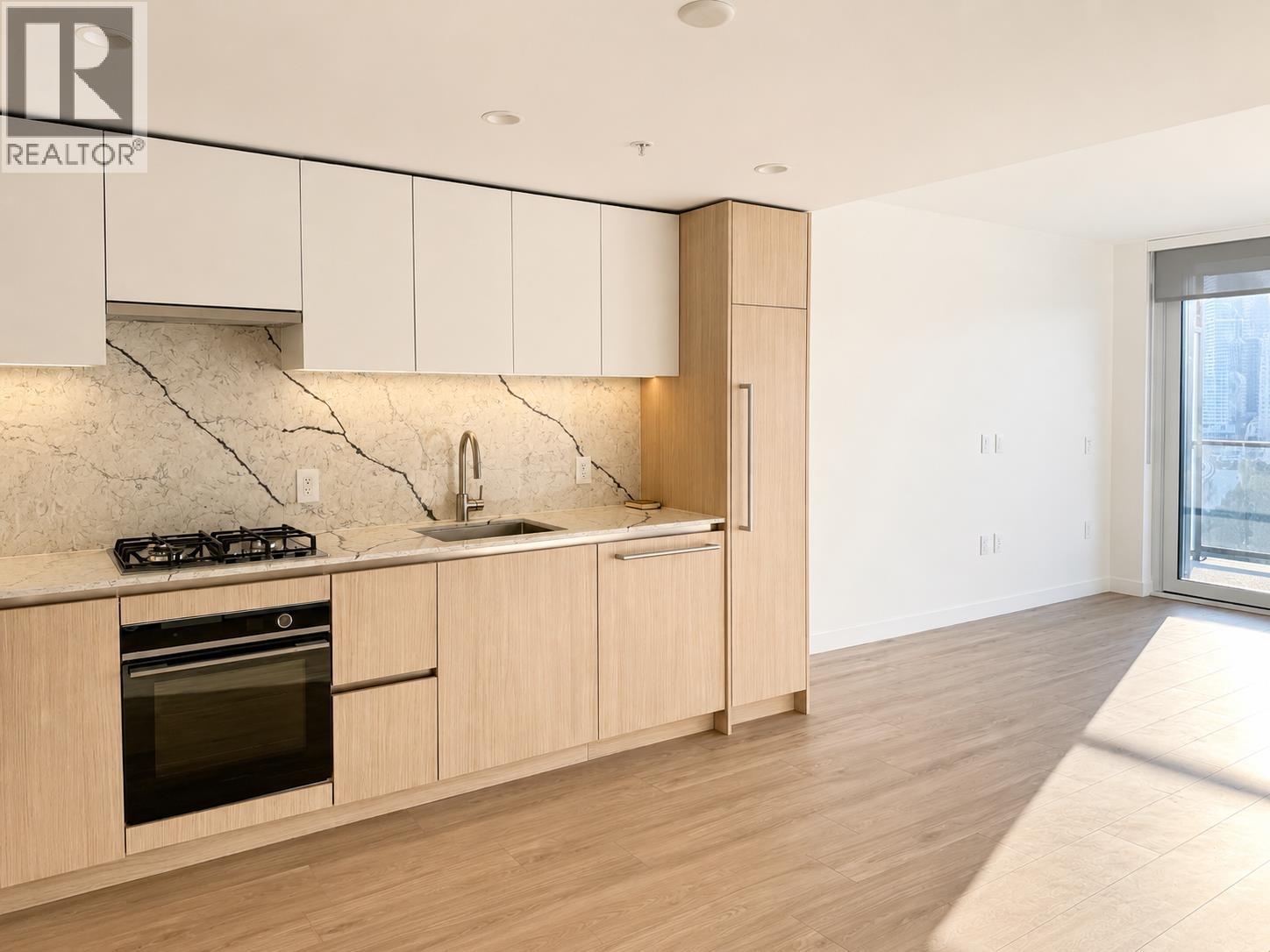 1 Bed, 1 Bath House for Sale in Burnaby – 2001 2135 SPRINGER AVENUE, Burnaby – MLS# R3149038 - Image 18