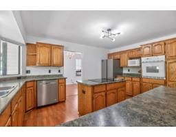16327 Northglen Close, Surrey, BC V4N1X8 Photo 14