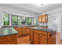 16327 Northglen Close, Surrey, BC V4N1X8 Photo 11