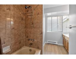 16327 Northglen Close, Surrey, BC V4N1X8 Photo 39