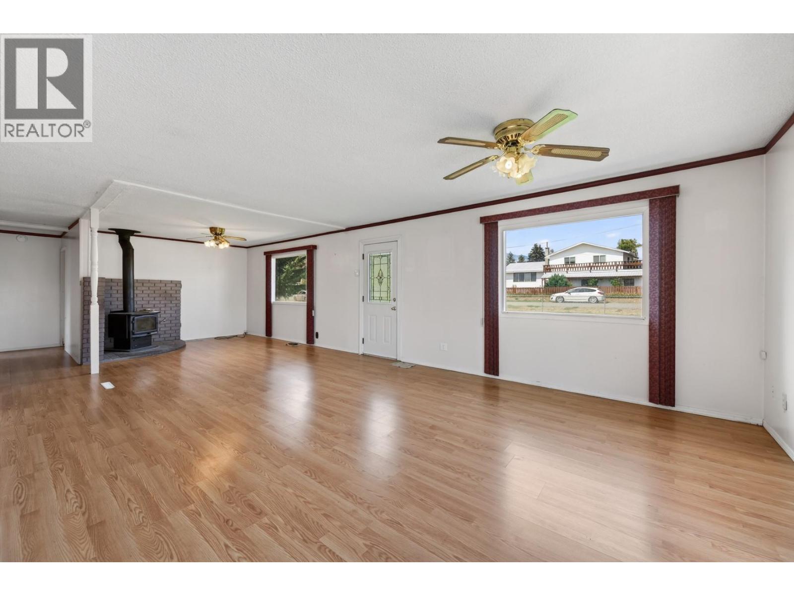 448 Woodward Avenue - 12