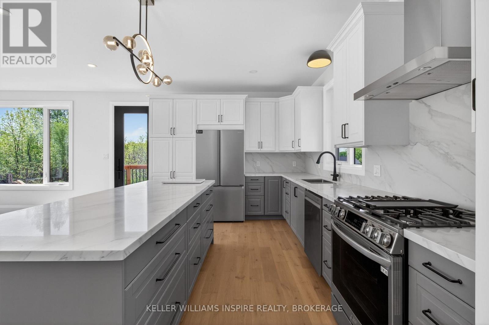 939 SHEFFIELD LANE - 21