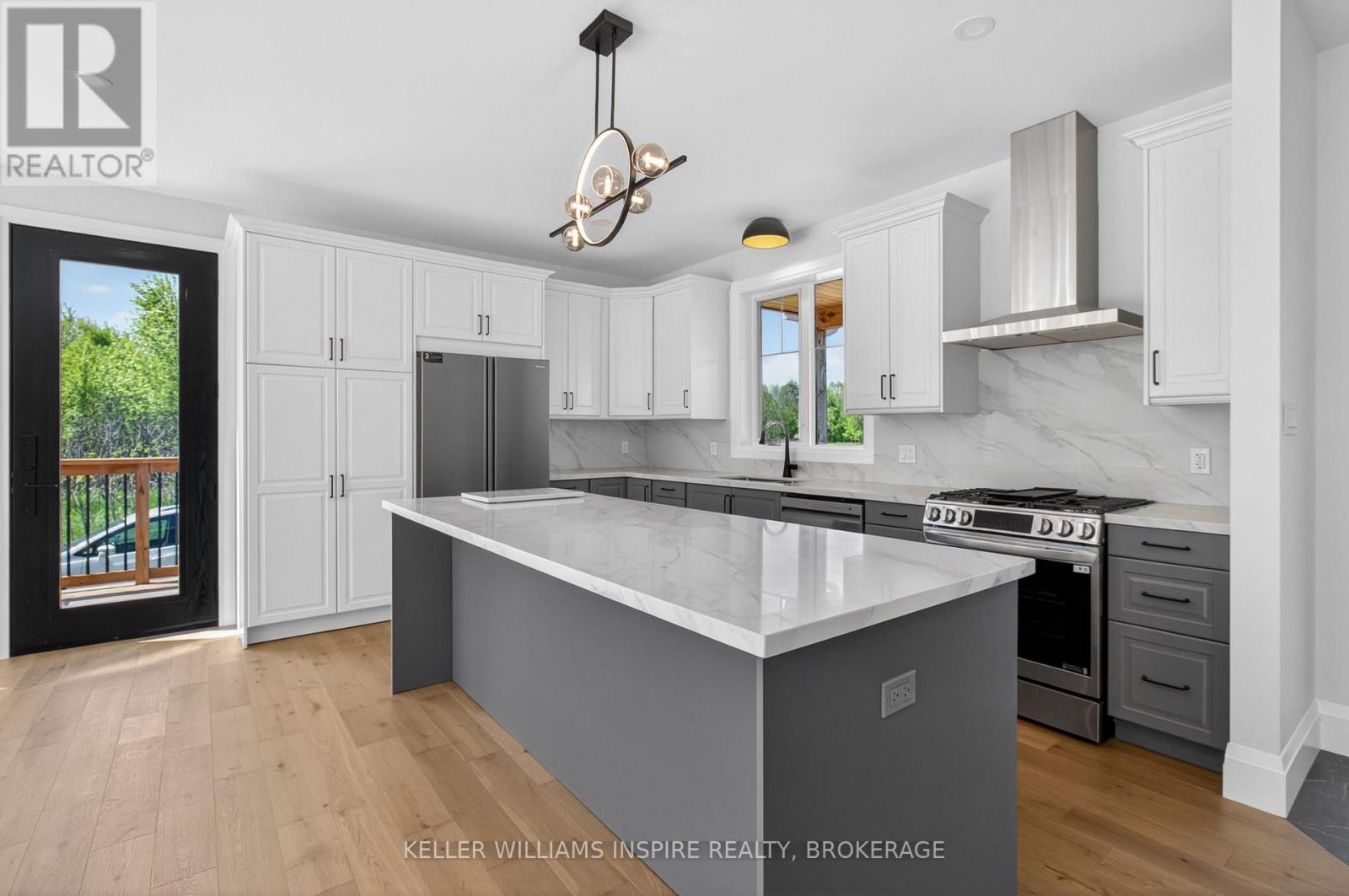939 SHEFFIELD LANE - 22