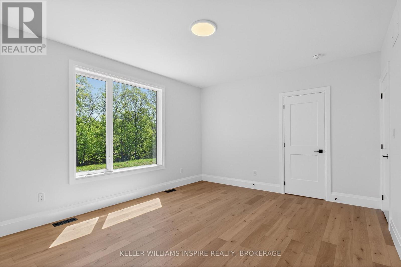 939 SHEFFIELD LANE - 44