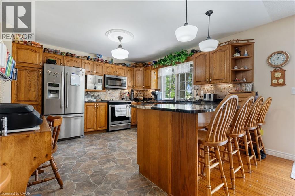 204642 NINTH Road - 10