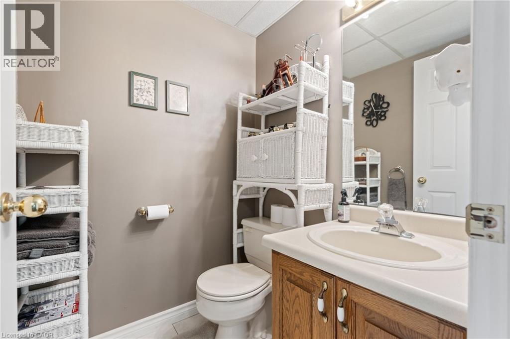 204642 NINTH Road - 23