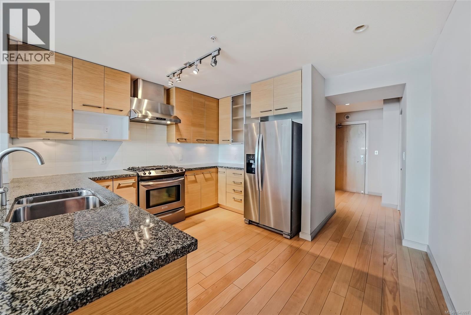 #1106 38 Front St - 9