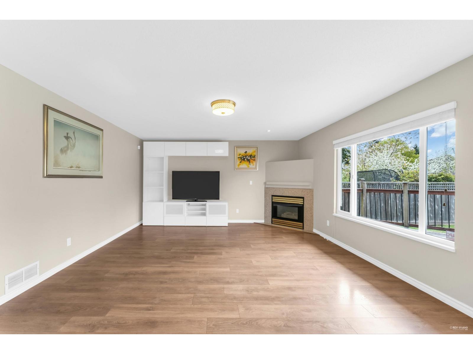 5 Bed, 3 Bath House for Sale in Surrey – 15674 101A AVENUE, Surrey – MLS# R3149572 - Image 15