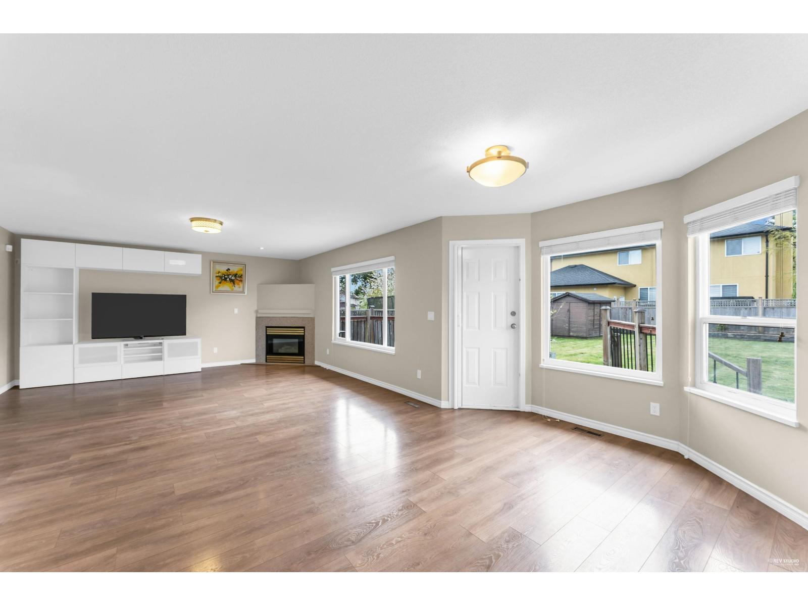 5 Bed, 3 Bath House for Sale in Surrey – 15674 101A AVENUE, Surrey – MLS# R3149572 - Image 14