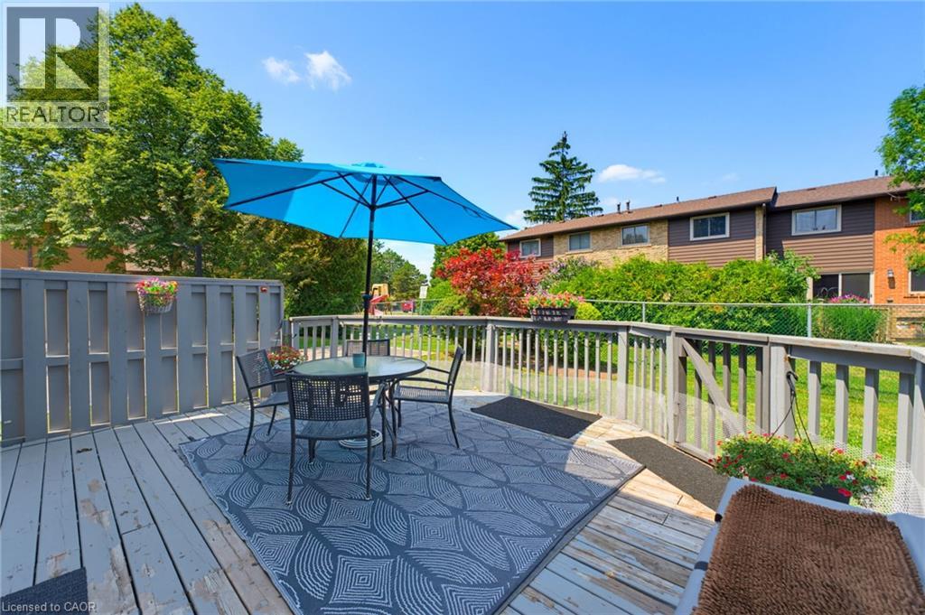 620 FORESTWOOD Crescent - Image 27