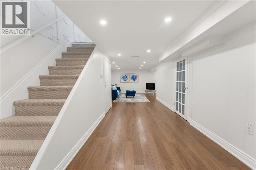 620 FORESTWOOD Crescent - Image 21