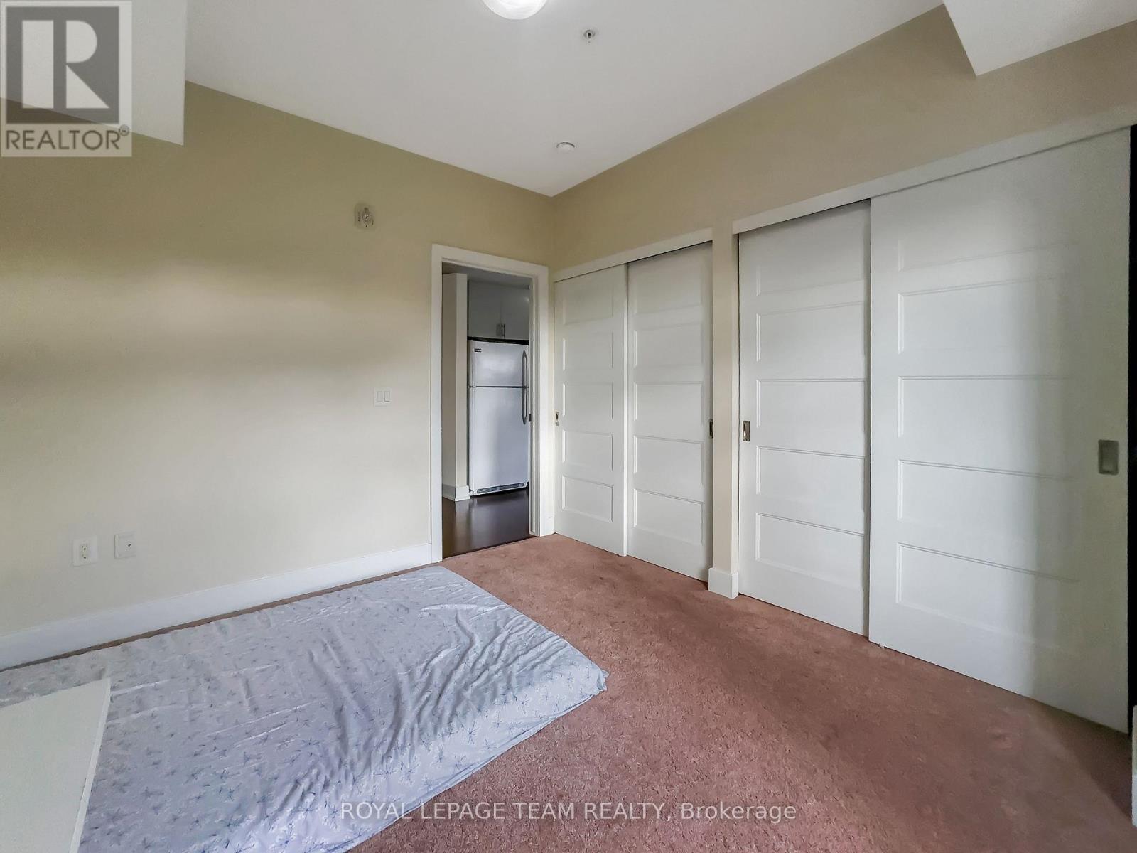 #215 2785 BASELINE ROAD - 20