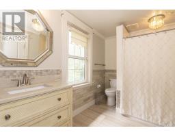 20 Regent Street, Amherst, NS B4H2S7 Photo 31