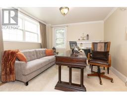 Foyer - 20 Regent Street, Amherst, NS B4H2S7 Photo 8
