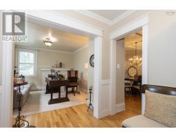 2pc Bathroom - 20 Regent Street, Amherst, NS B4H2S7 Photo 7