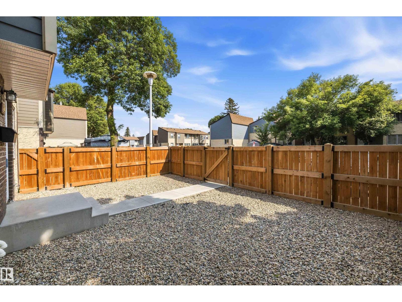 84 willowdale place NW - 29