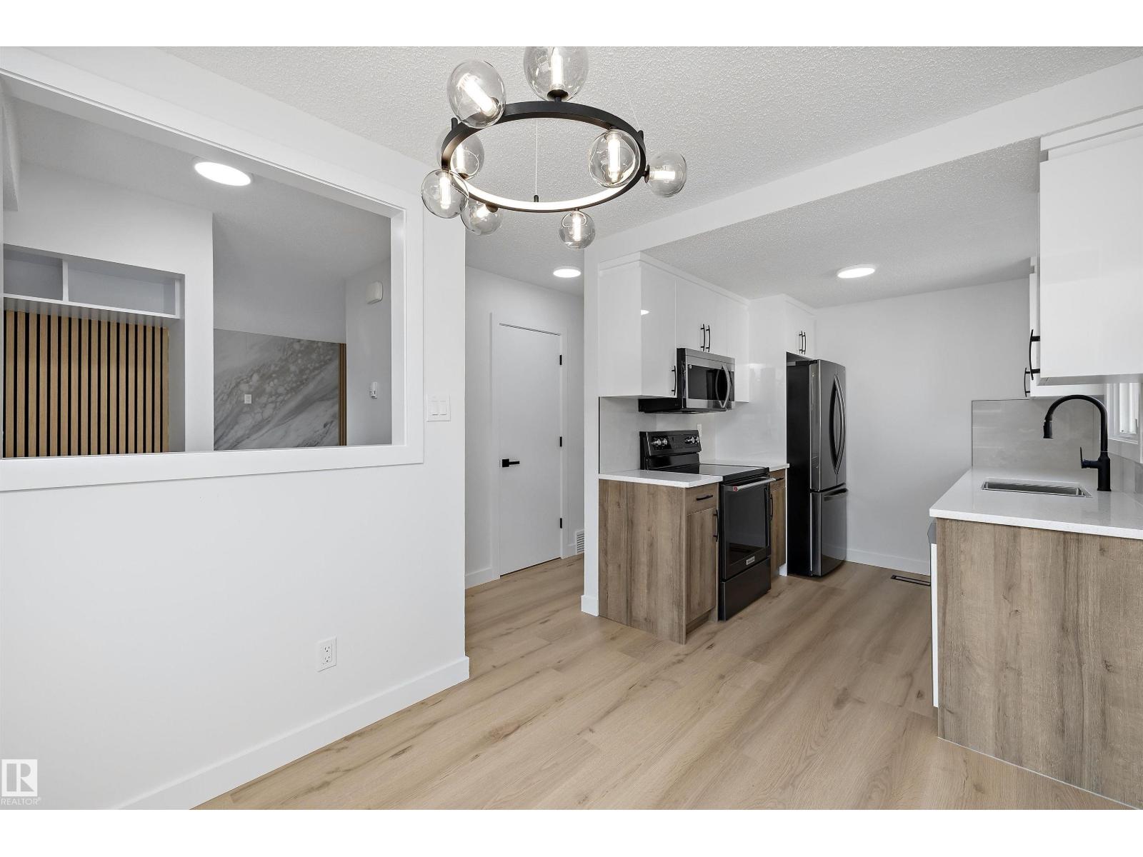 84 willowdale place NW - 5