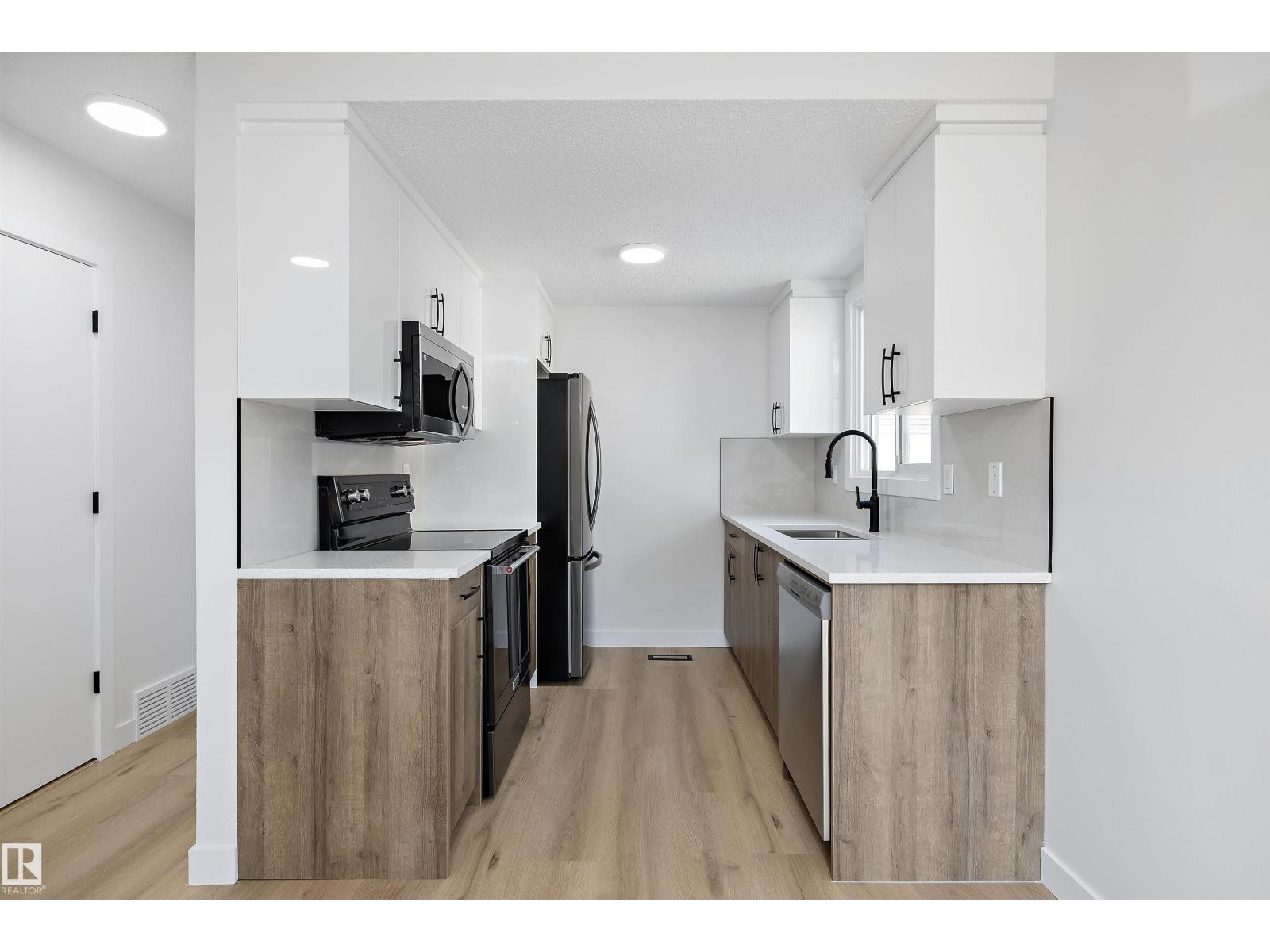 84 willowdale place NW - 6
