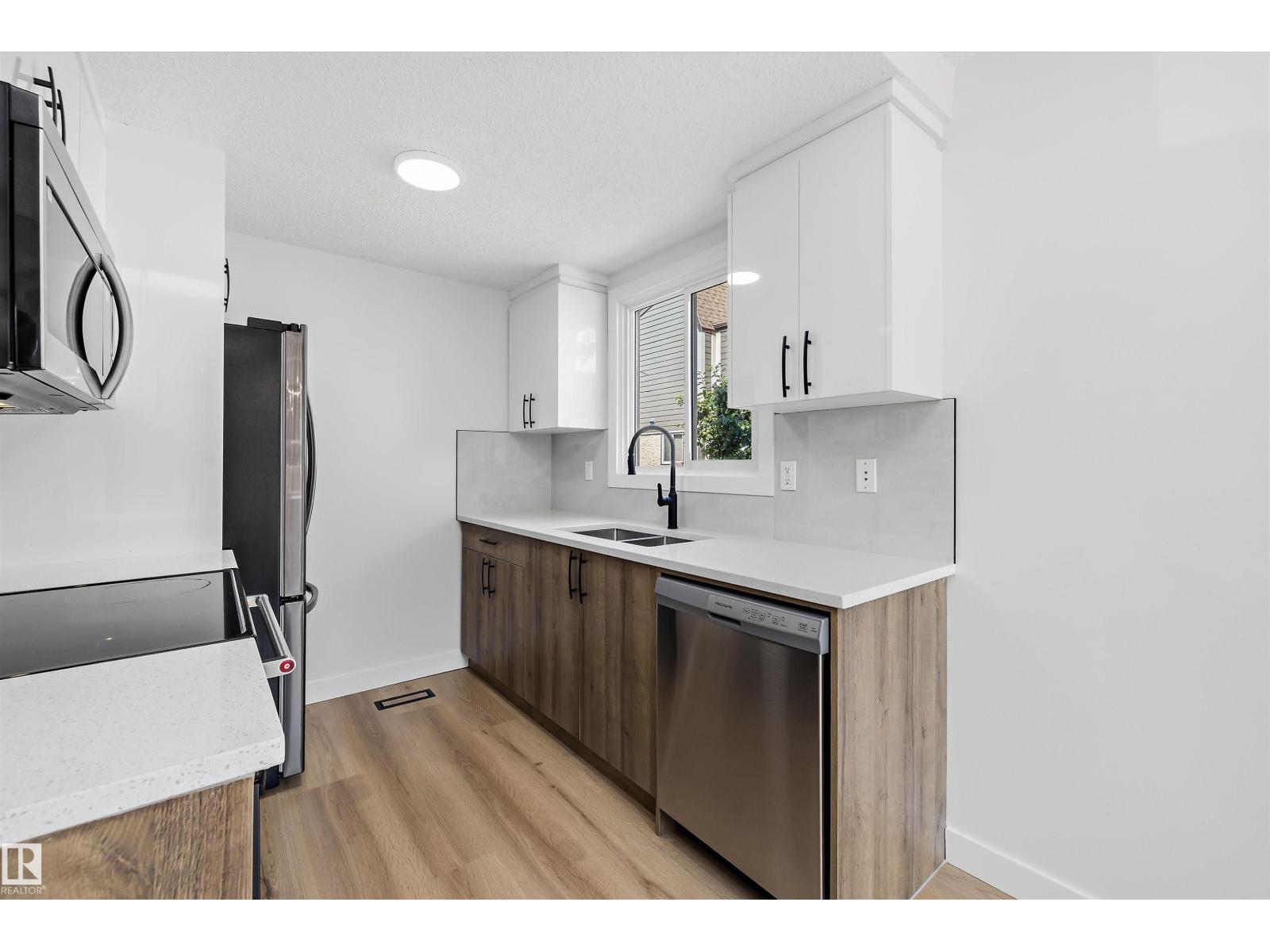 84 willowdale place NW - 7
